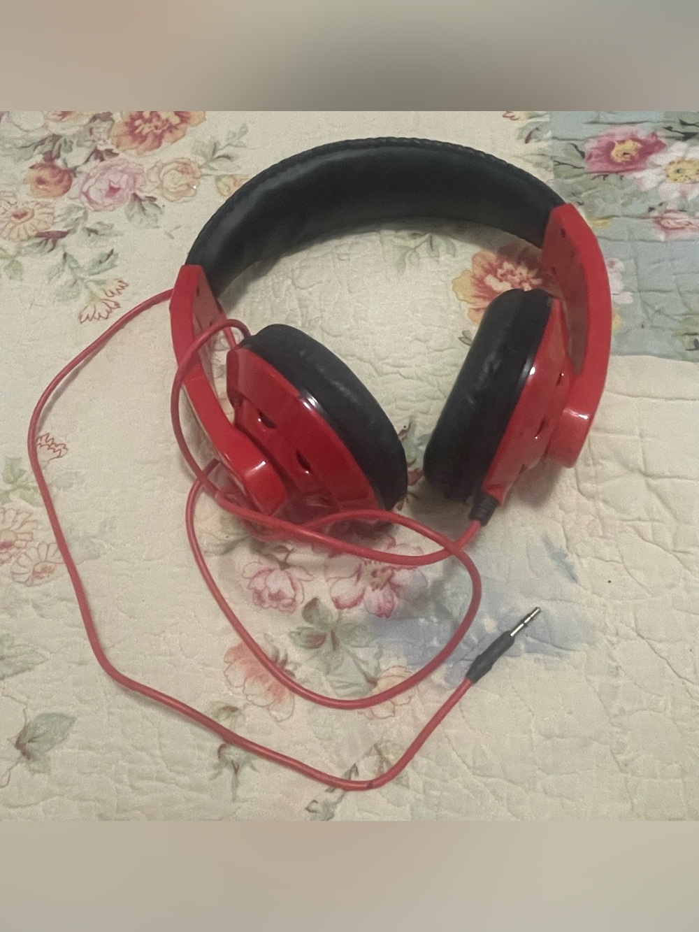 Red Over-Ear Wired Headphones - Comfortable Cushioned Design